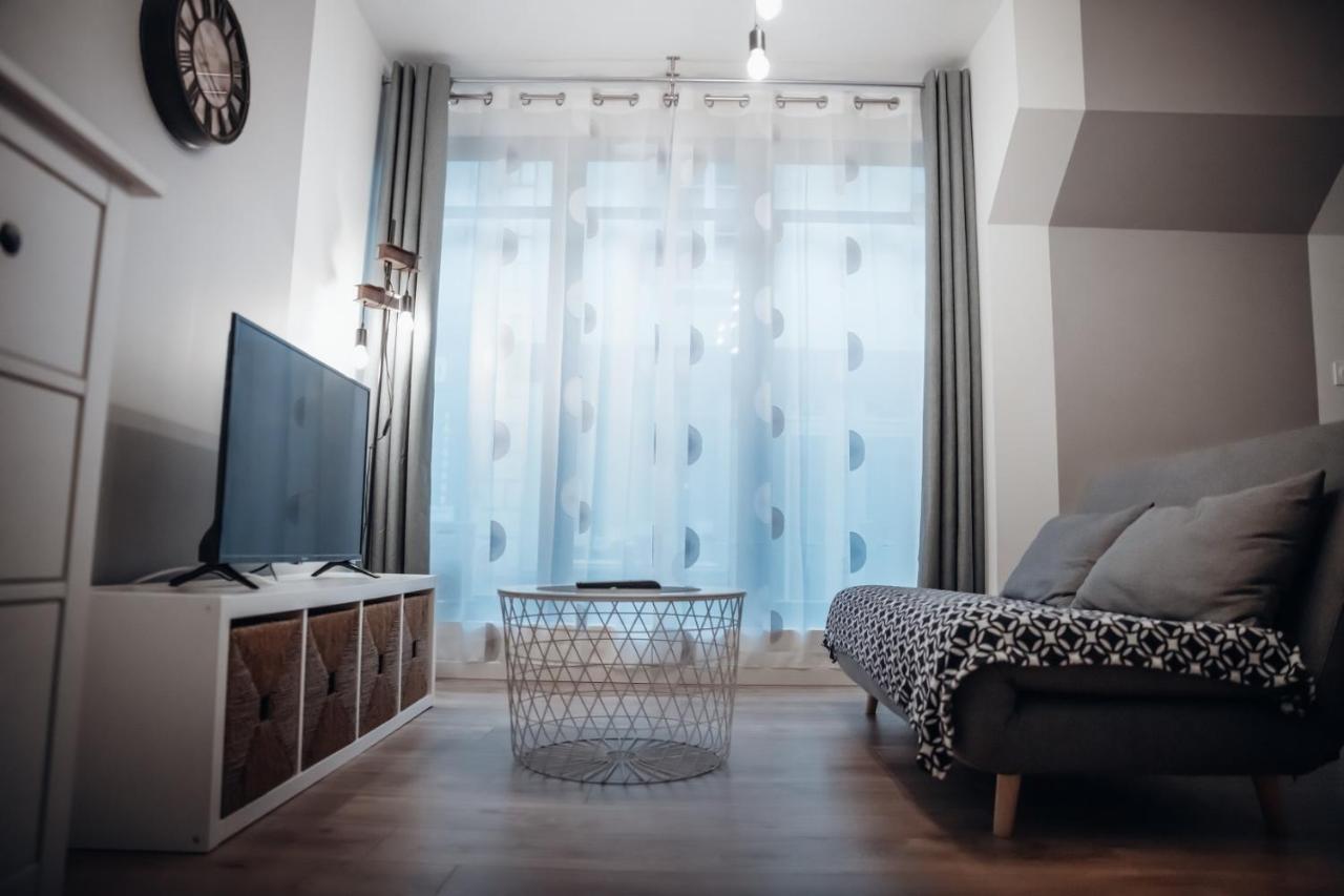 Cosy Et Moderne En Centre Ville, Fibre Haut Debit Ernee Екстер'єр фото