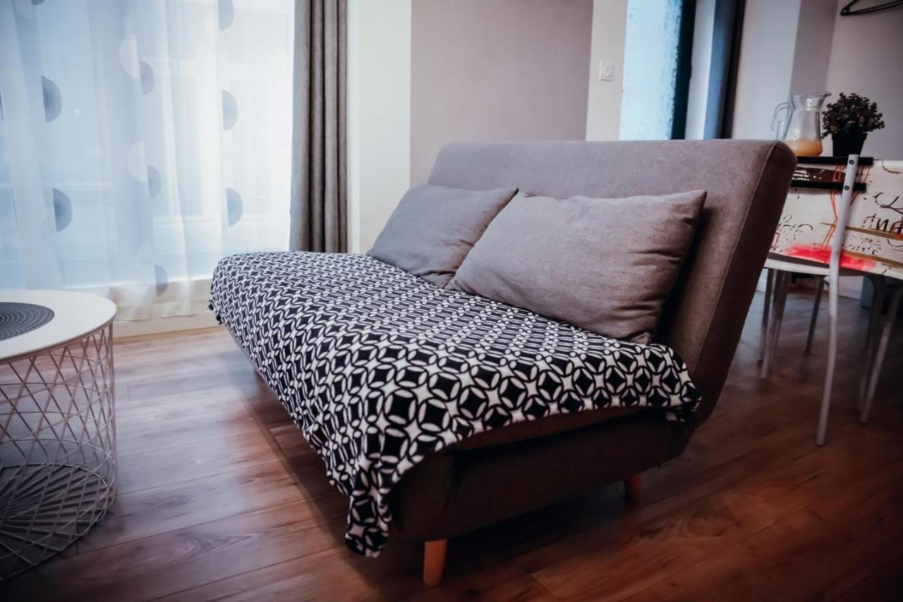 Cosy Et Moderne En Centre Ville, Fibre Haut Debit Ernee Екстер'єр фото