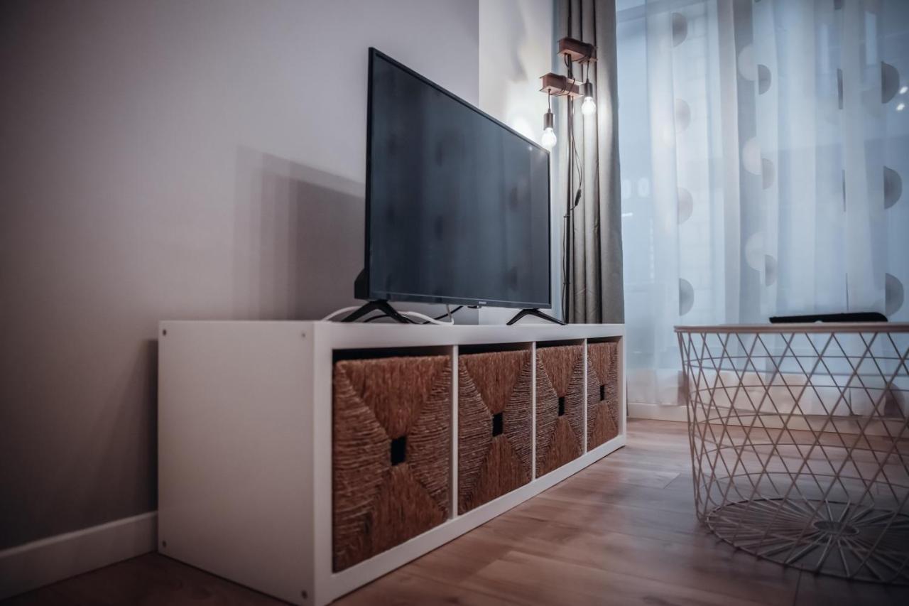 Cosy Et Moderne En Centre Ville, Fibre Haut Debit Ernee Екстер'єр фото